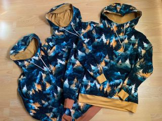 Teď mě tak při pátečním večeru napadlo, že jsem vám neukazovala tuto krásnou teplákovinu🌲❄️ kterou už mám nějakou dobu a...